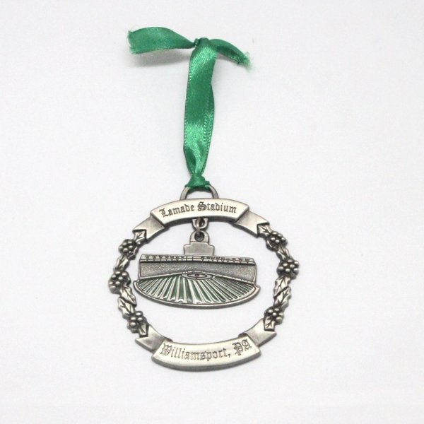 Holiday Decoration Custom Metal Ornaments