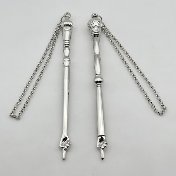 Unique Crown & Pumpkin Yad Torah Pointer - Image 3