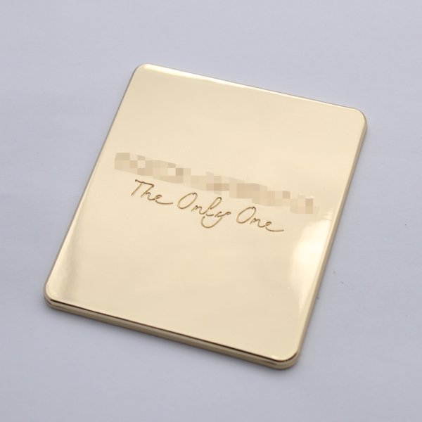 Custom Engraved Gold Cosmetic Mirrors - Image 2